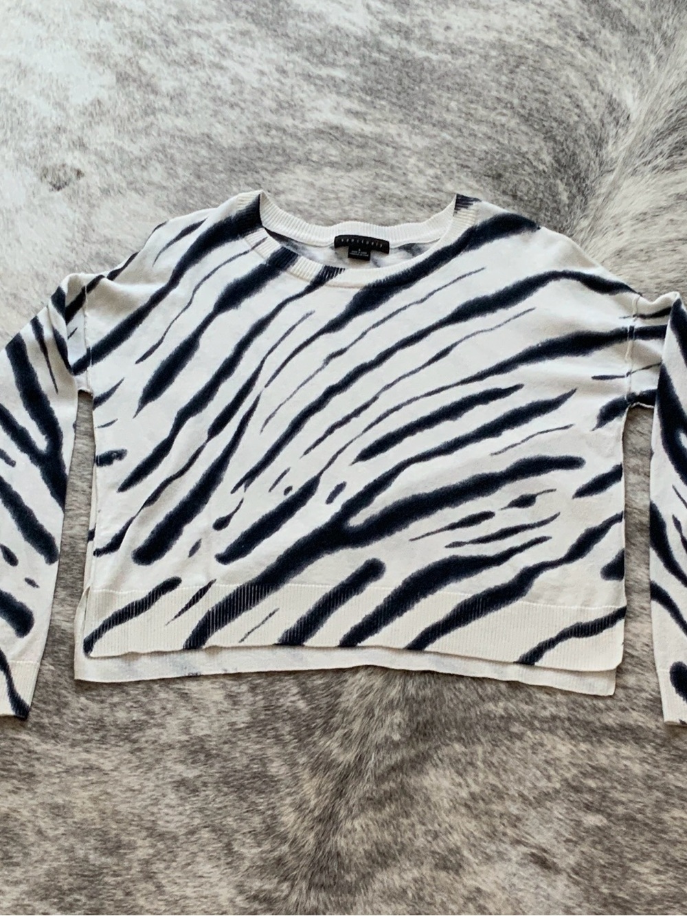 Sanctuary White and Navy Zebra-Stripe Crewneck Sweater